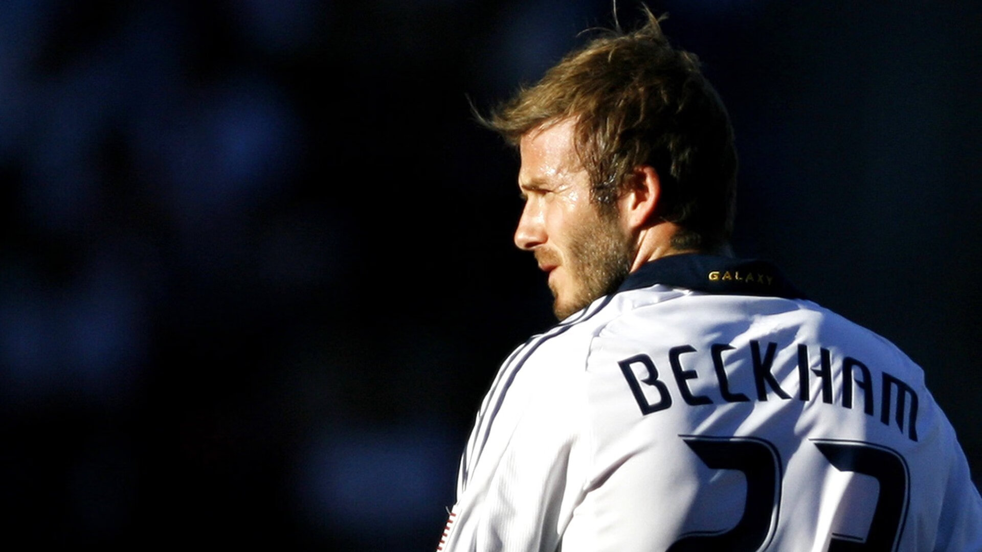 九游官网-湖人球迷自发制作纪录片《忠于紫金》上线即热播