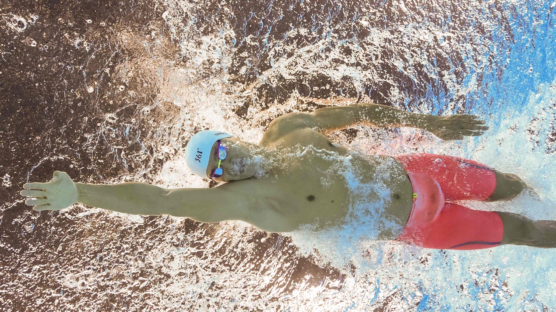 九游娱乐官方平台-美国体操新秀一战成名，挑战拜尔斯纪录，美国体操队拜尔斯